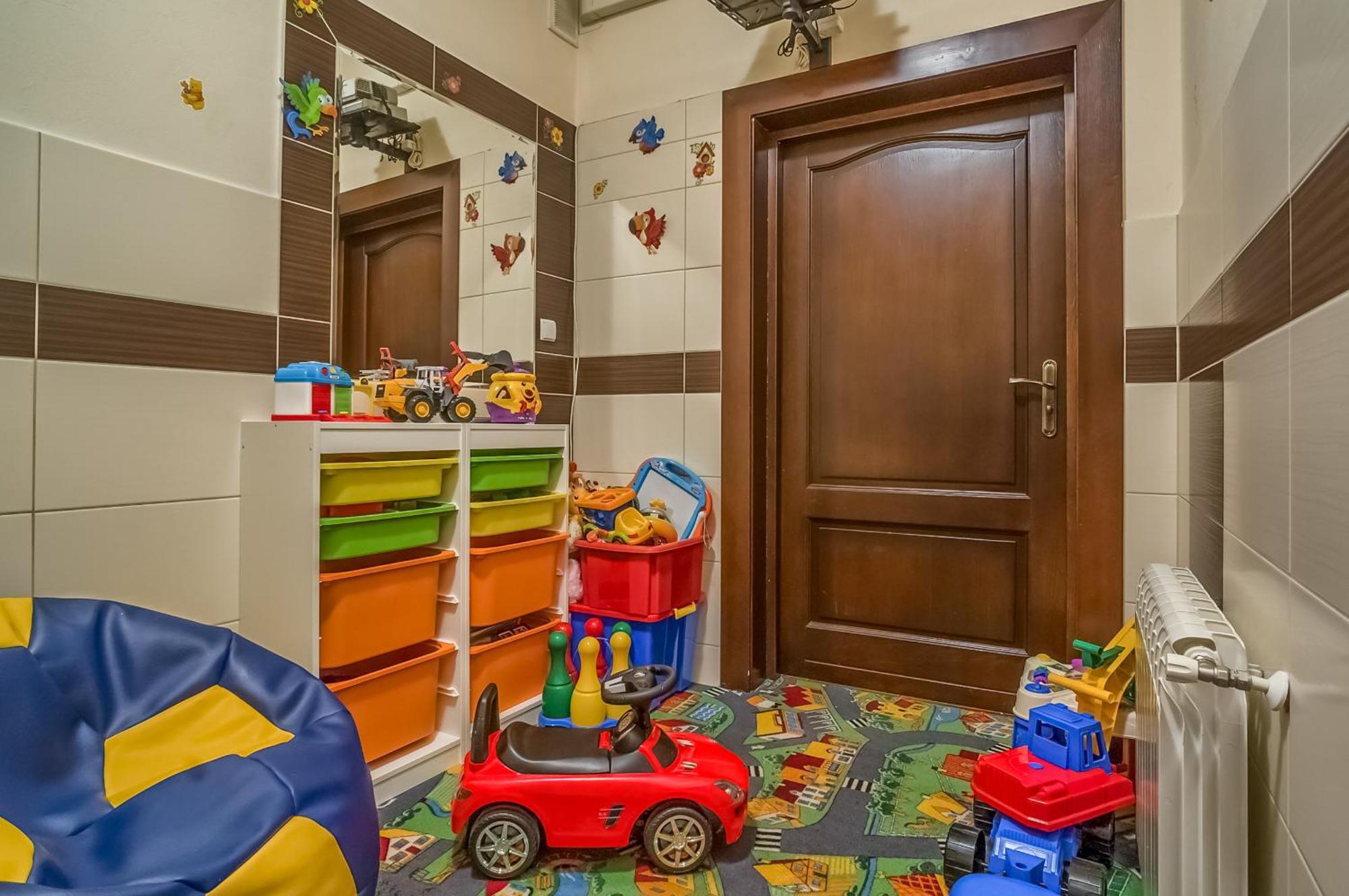 Markowy Dworek Białka Esterno foto